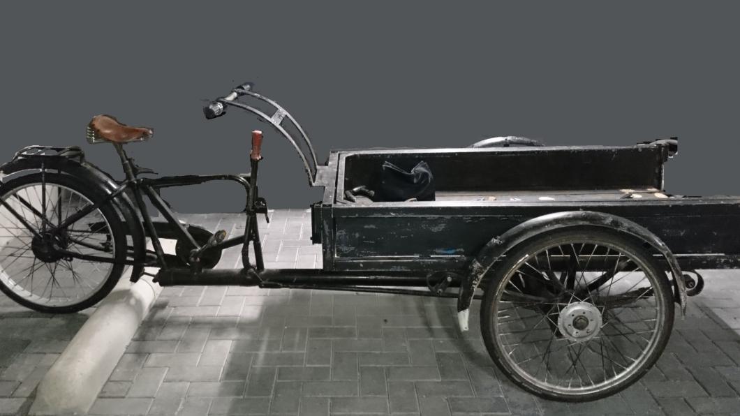 bakfietsElmars_webstek_20170610161447_0004grijs.jpg