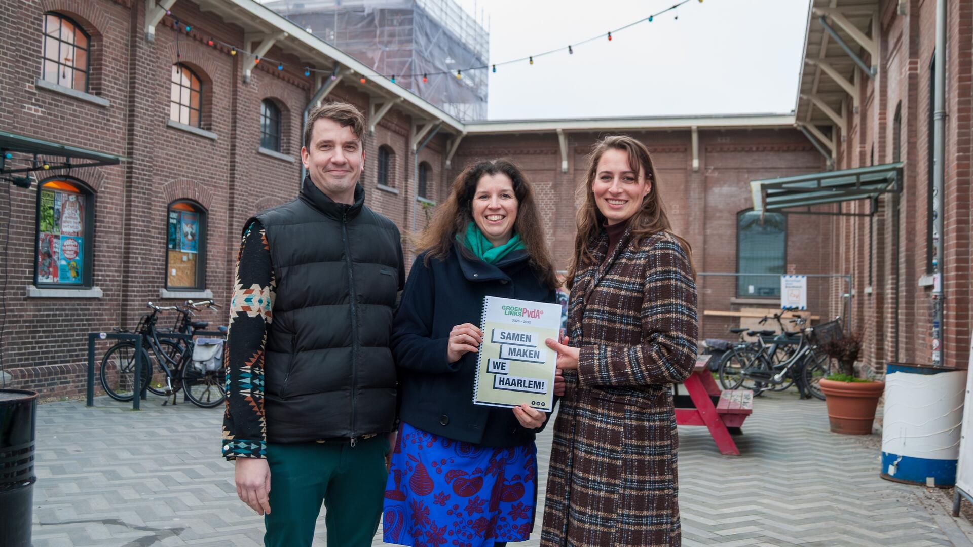 Jasper, Diana en Katja met het verkiezingsprogramma 2025